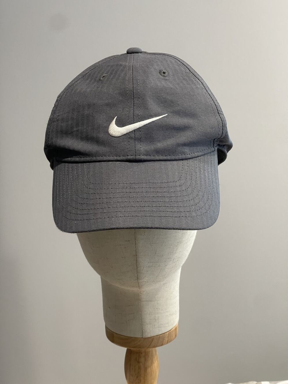 Nike Hat Cap Baseball Unisex One Size Gray Legacy91 DRI-FIT Adjustable